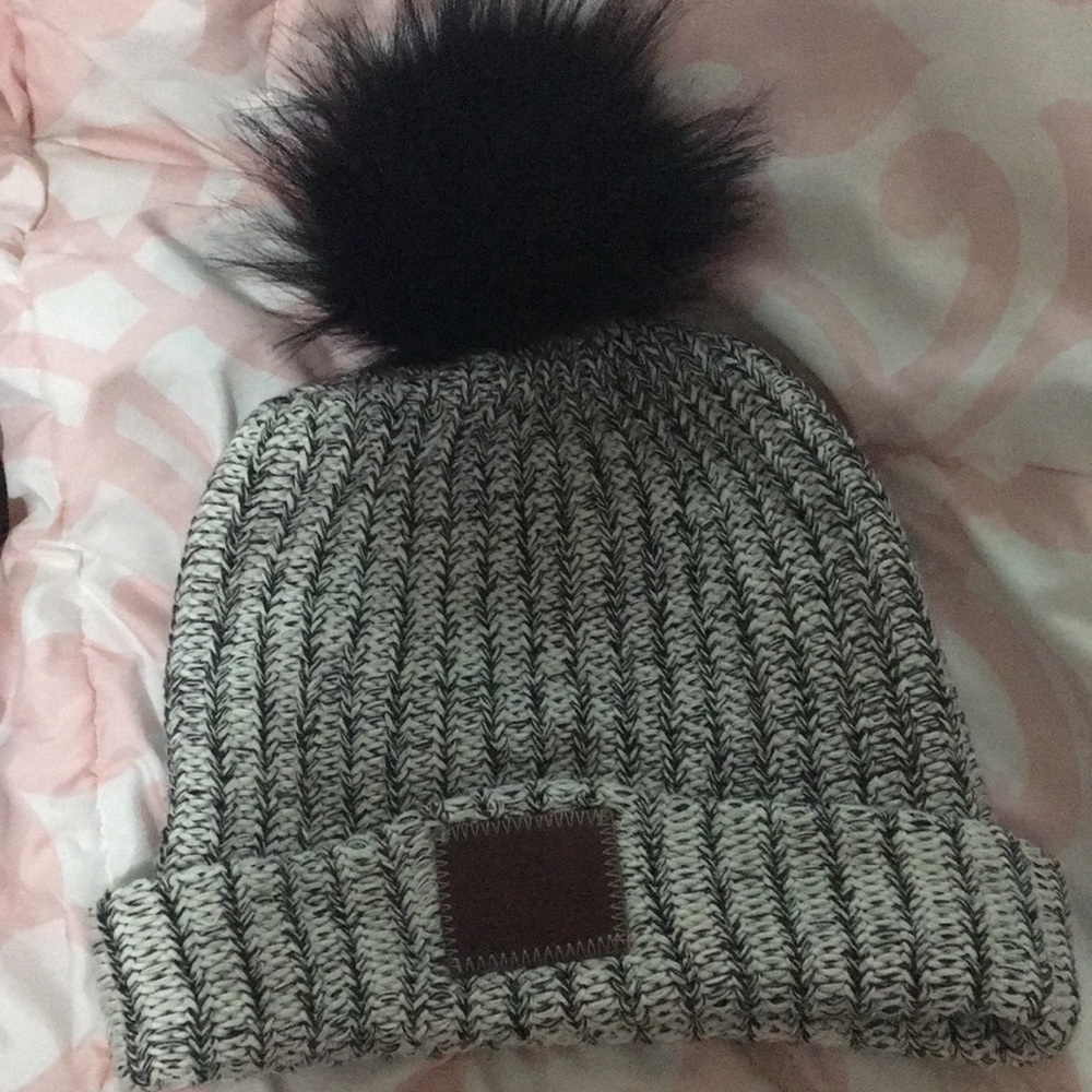 Love your melon Pom hat